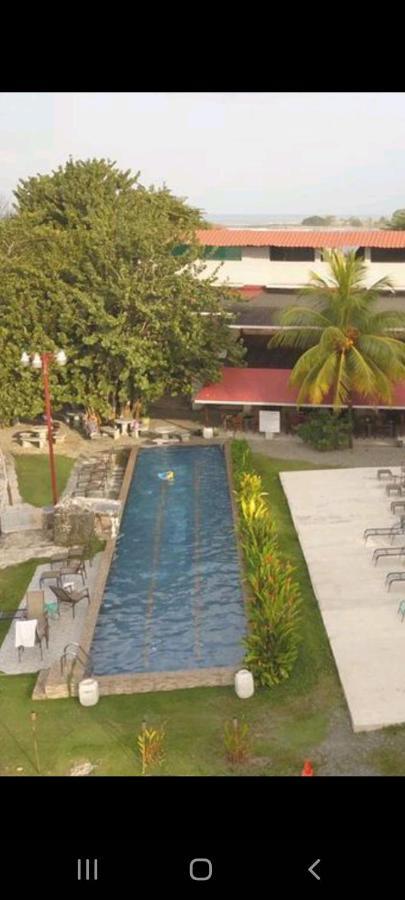 Hotel La Cueva Limon Екстериор снимка